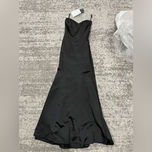 Black silk/satin Bridesmaid/Formal dress - size 0-4